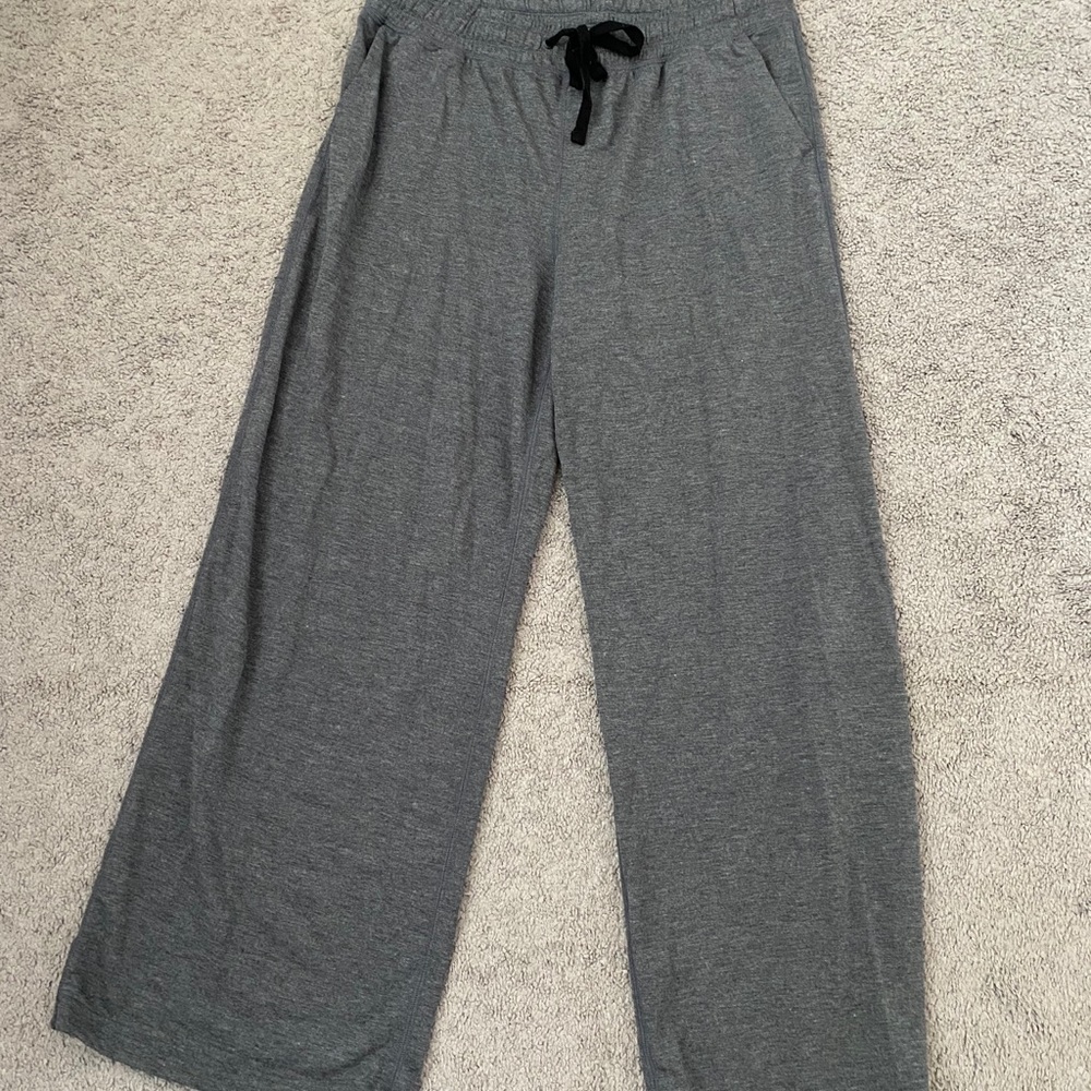 Old navy wide leg pants